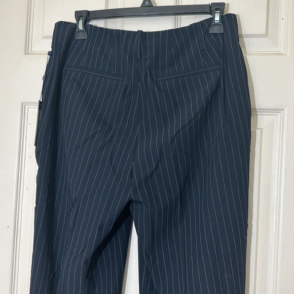NWT Tommy Hilfiger Navy Stripes Flat Front Pant Size 6 - Picture 5 of 10